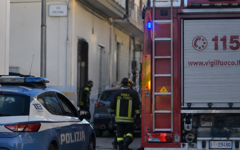 Comiso, incendio in via Palermo: una donna in ospedale