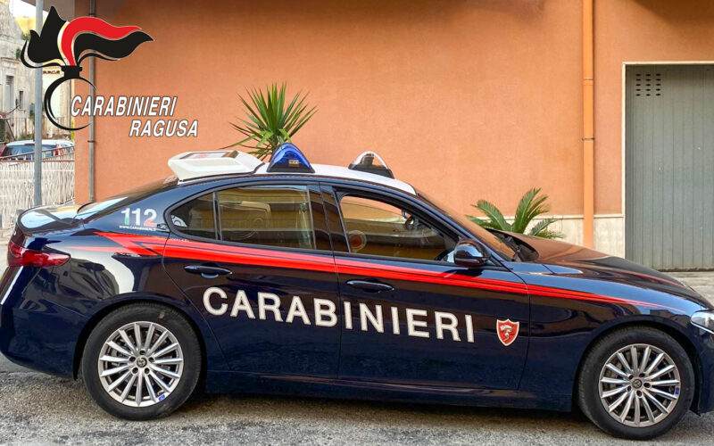 Oltre 30 grammi di cocaina e quasi 2000 euro in contanti: arrestato 18enne di Pozzallo